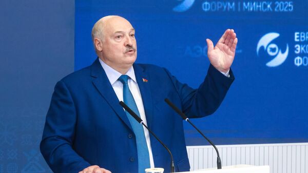 Президент Беларуси Александр Лукашенко - Sputnik Беларусь