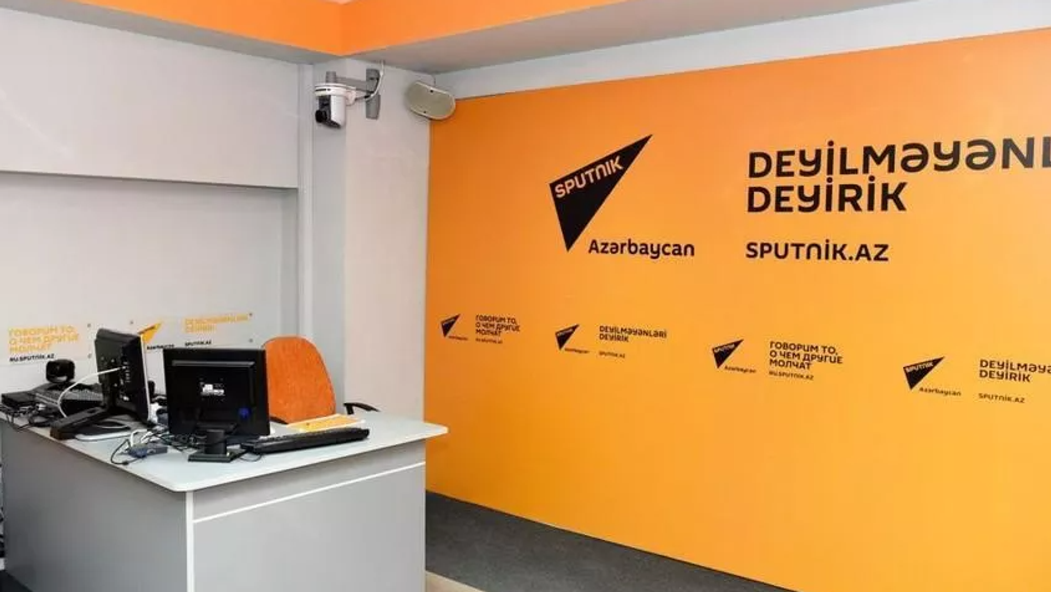 Главе Sputnik Азербайджан изменили меру пресечения на домашний арест Главе Sputnik Азербайджан изменили меру пресечения на домашний арест