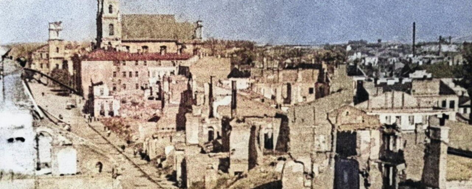 Ад руін да забудовы: штучны інтэлект параўнаў пасляваенны Мінск з сучасным – відэа - Sputnik Беларусь, 1920, 03.07.2025