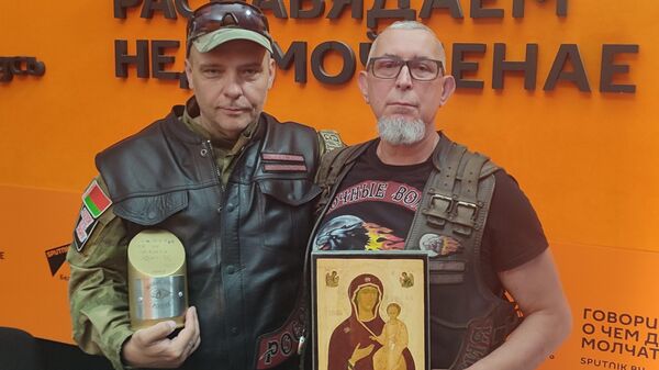 Мотаклуб Ночные волки адзначае Перамогу мотамаршам ад Брэста да Сахаліна - Sputnik Беларусь