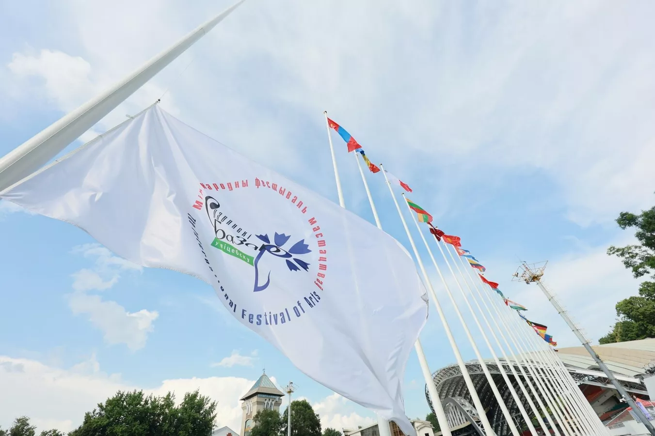 Безвиз вводится для граждан 71 страны на время Славянского базара