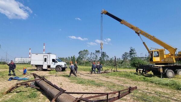 Восстановительные работы на ЛЭП - Sputnik Беларусь