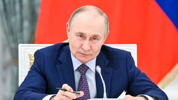 Президент Владимир Путин провел совещание по вопросам социально-экономического развития новых субъектов РФ - Sputnik Беларусь
