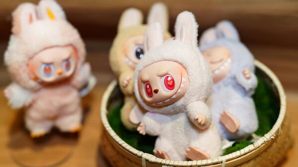 Игрушки Лабубу (Labubu) - Sputnik Беларусь