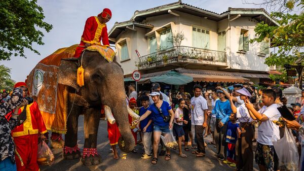 Фестиваль воды в Лаосе - Sputnik Беларусь