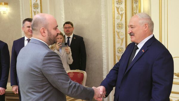 Встреча президента Беларуси Александра Лукашенко с губернатором Самарской области России Вячеславом Федорищевым - Sputnik Беларусь