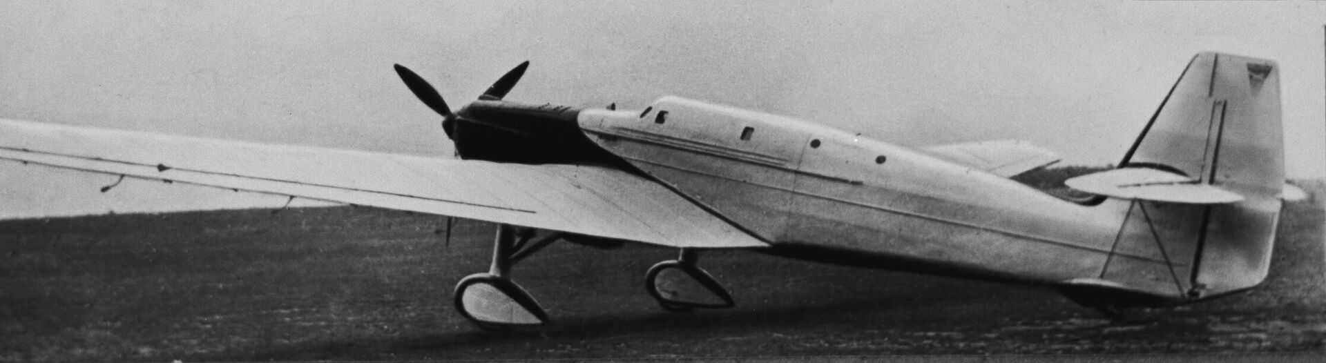 Самолет АНТ-25 Самолет АНТ-25 - Sputnik Беларусь, 1920, 22.07.2025