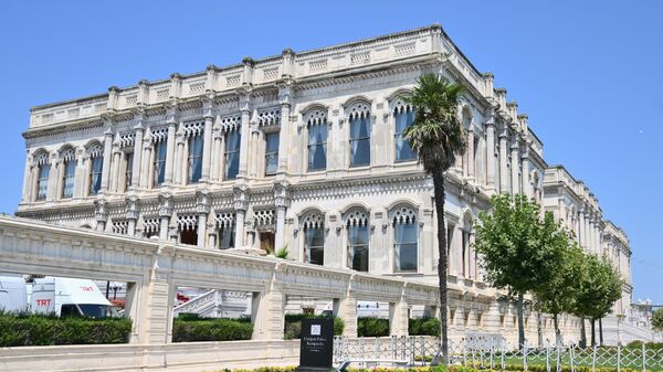 Обстановка у дворца Чираган в Стамбуле - Sputnik Беларусь