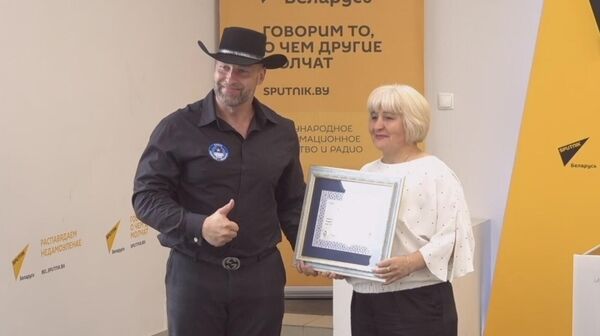 Новые рекорды Беларуси: самый большой хот-дог и уникальный охотничий трофей - Sputnik Беларусь