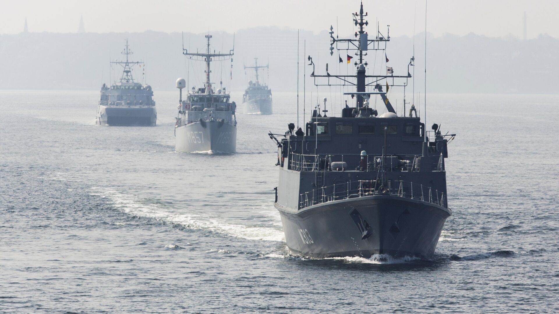 НАТО проводит в Балтийском море учения по борьбе с подлодками НАТО проводит в Балтийском море учения по борьбе с подлодками