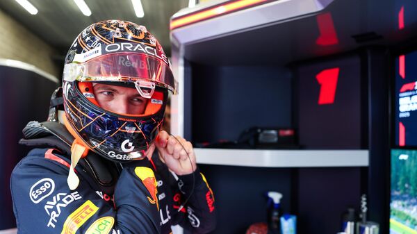 Гонщик Red Bull Racing Макс Ферстаппен на этапе в Спа - Sputnik Беларусь