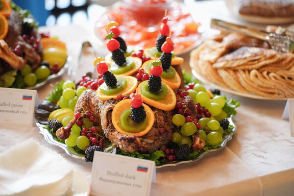 Российский стенд на фестивале Дипломатия вкуса в Минске - Sputnik Беларусь