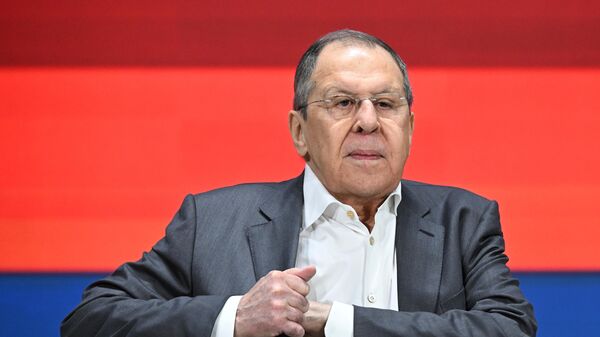Лавров высказался о странах, "попутавших берега"