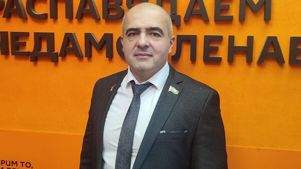 Гайдукевич: у спецслужб запада есть три варианта отстранения Зеленского от власти - Sputnik Беларусь