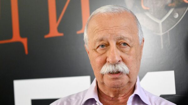 Телеведущий, продюсер, сценарист Леонид Якубович - Sputnik Беларусь