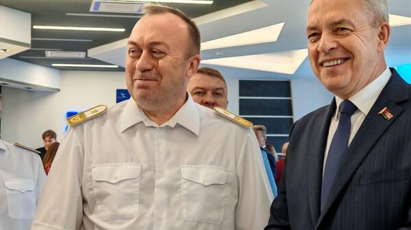 Председатель Палаты представителей Национально собрания Беларуси Игорь Сергеенко посетил Центр управления перевозками БЖД - Sputnik Беларусь