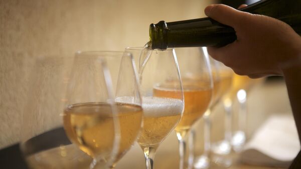 Вино, архивное фото - Sputnik Беларусь