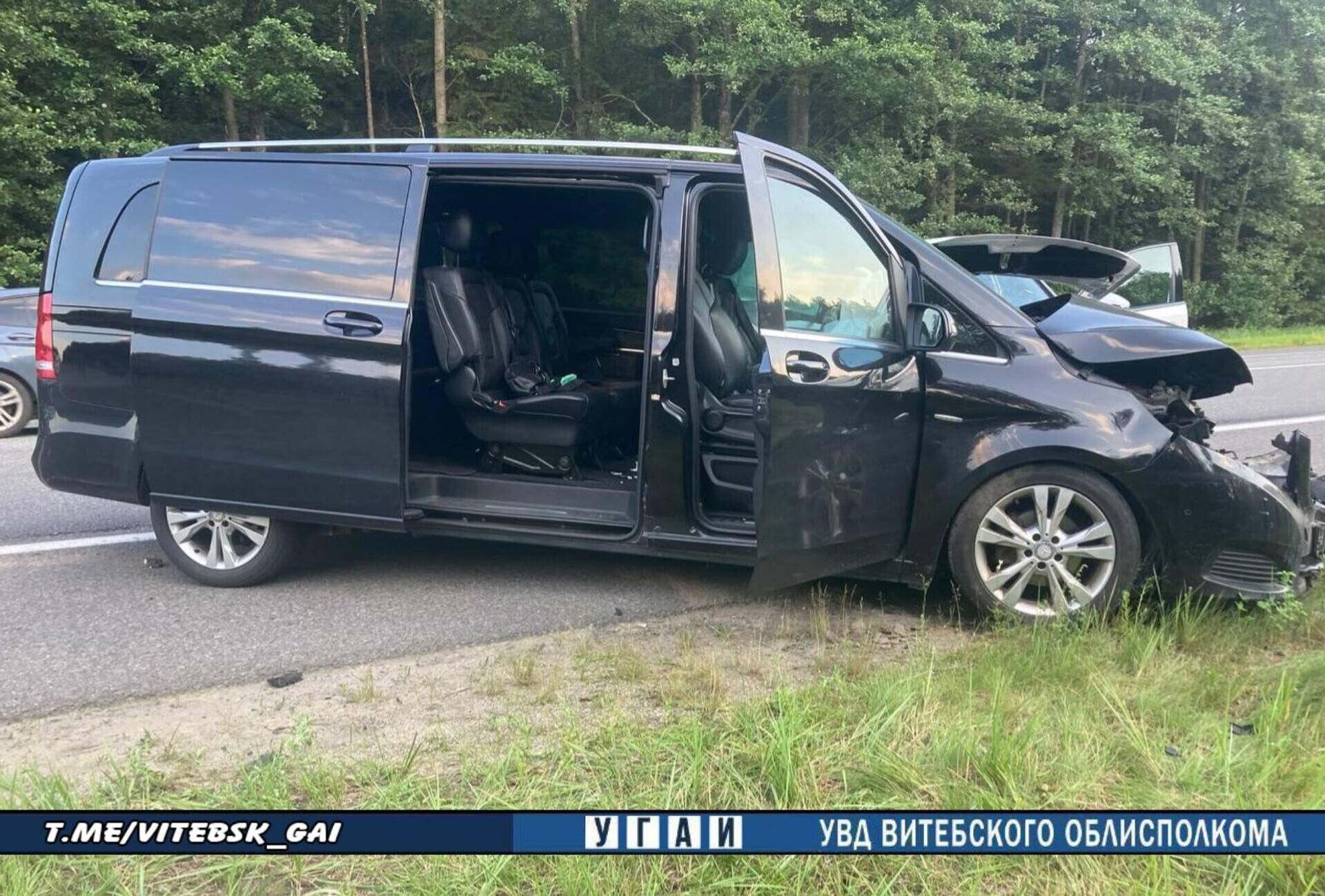 На месте ДТП в Докшицком районе - Sputnik Беларусь, 1920, 03.08.2025