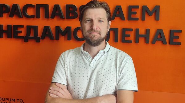 Цуканов: раздельное обучение мальчиков и девочек в школах ― за и против - Sputnik Беларусь