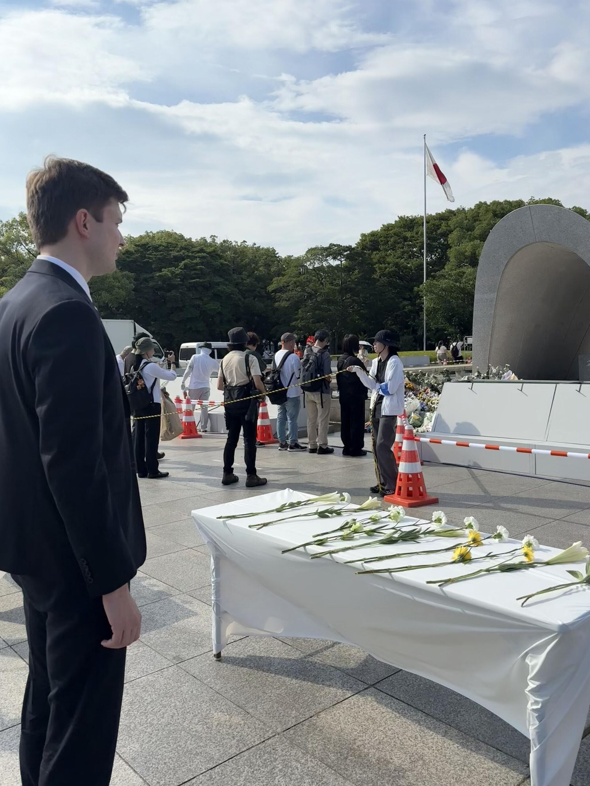 Представитель Беларуси принимает участие в памятных мероприятиях 6 августа в Японии - Sputnik Беларусь, 1920, 06.08.2025