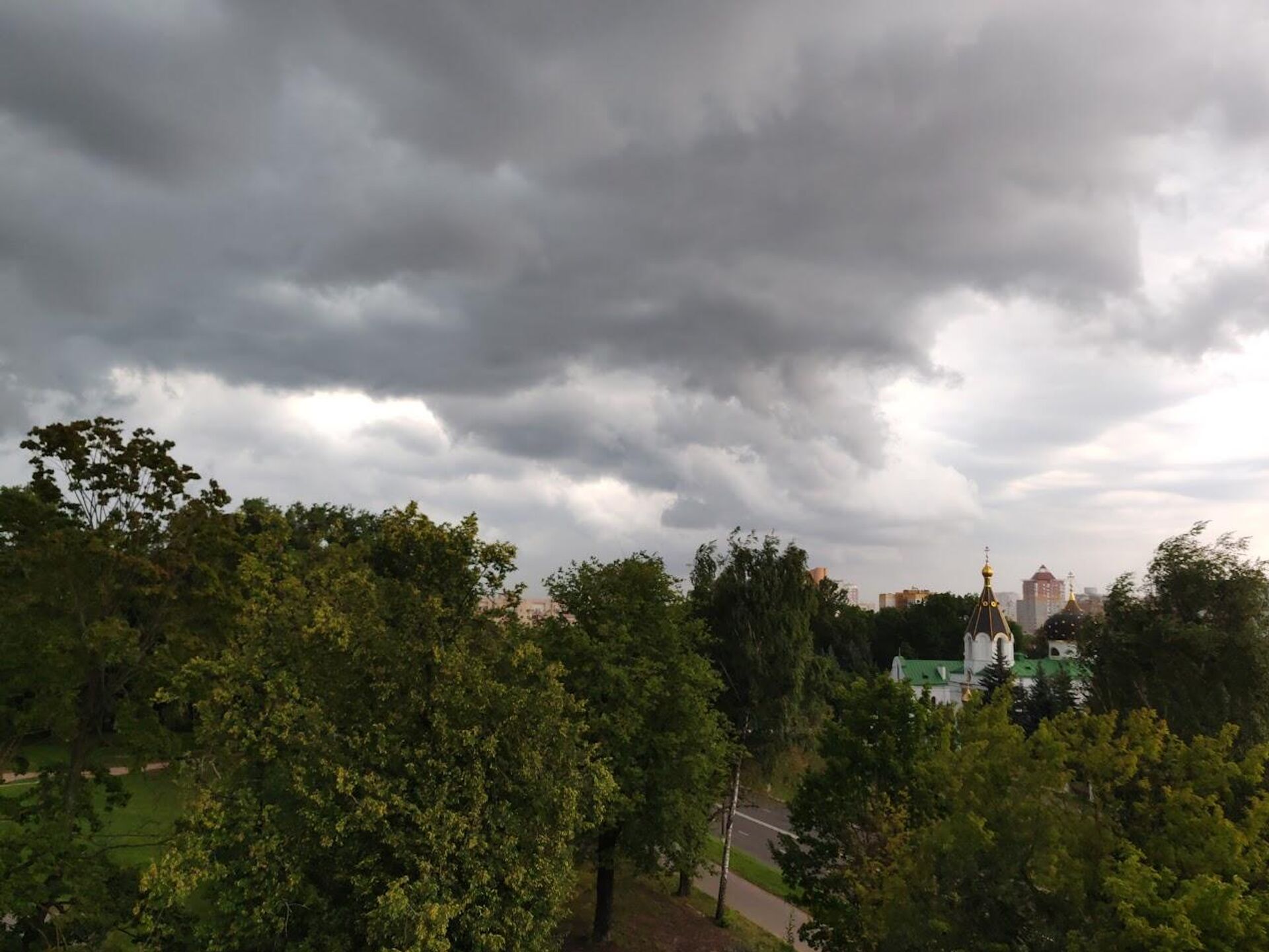 Грозовое небо над Минском - Sputnik Беларусь, 1920, 10.08.2025