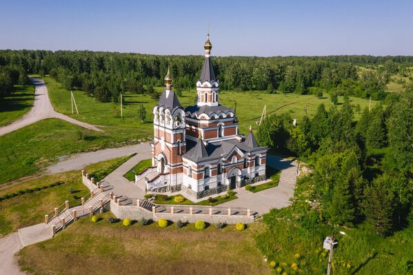 Снимок храма в честь Новомучеников и Исповедников Российских фотографа Андрея Белавина, представленный на фотовыставке С высоты птичьего полета - Sputnik Беларусь