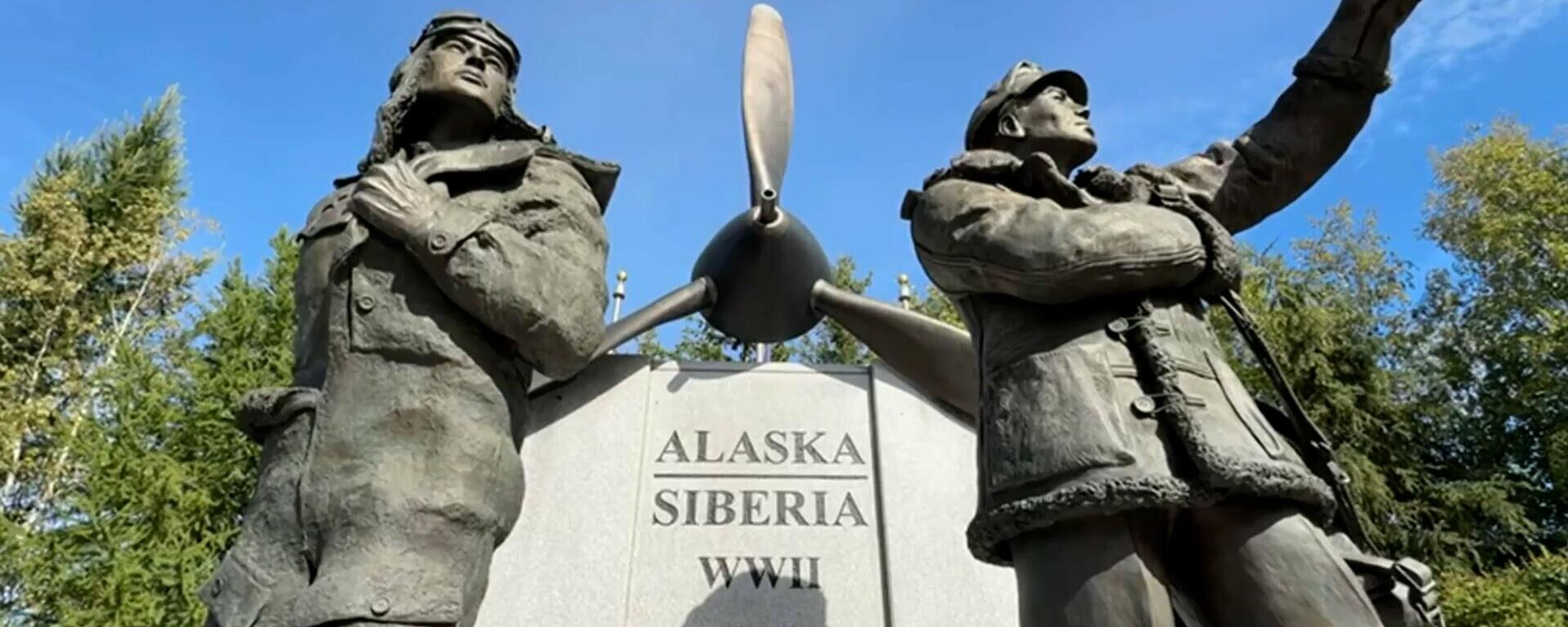 Помнік лётчыкам на Алясцы знялі на відэа перад сустрэчай Пуціна з Трампам - Sputnik Беларусь, 1920, 13.08.2025