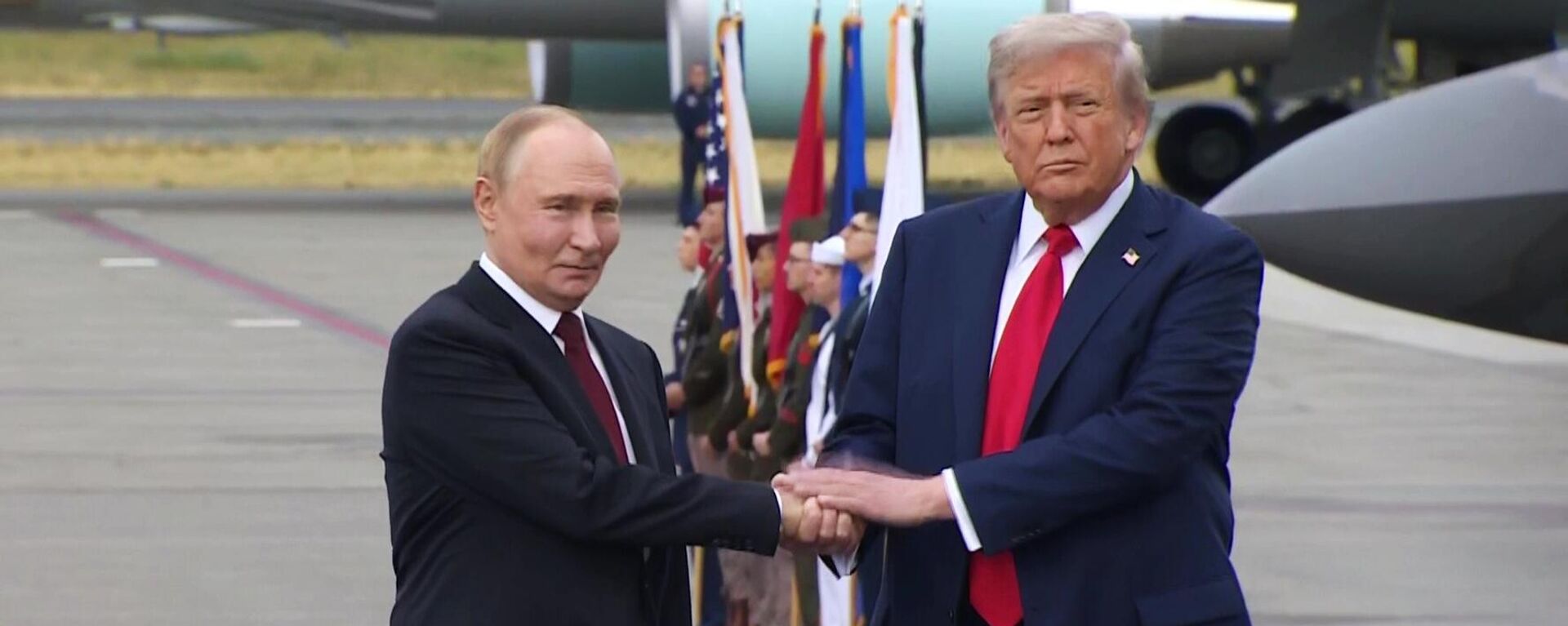 Пуцін і Трамп праводзяць перагаворы на Алясцы – трансляцыя - Sputnik Беларусь, 1920, 15.08.2025
