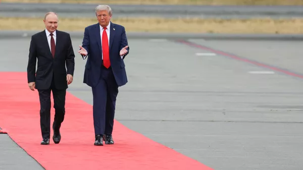 Президент РФ Владимир Путин и президент США Дональд Трамп - Sputnik Беларусь