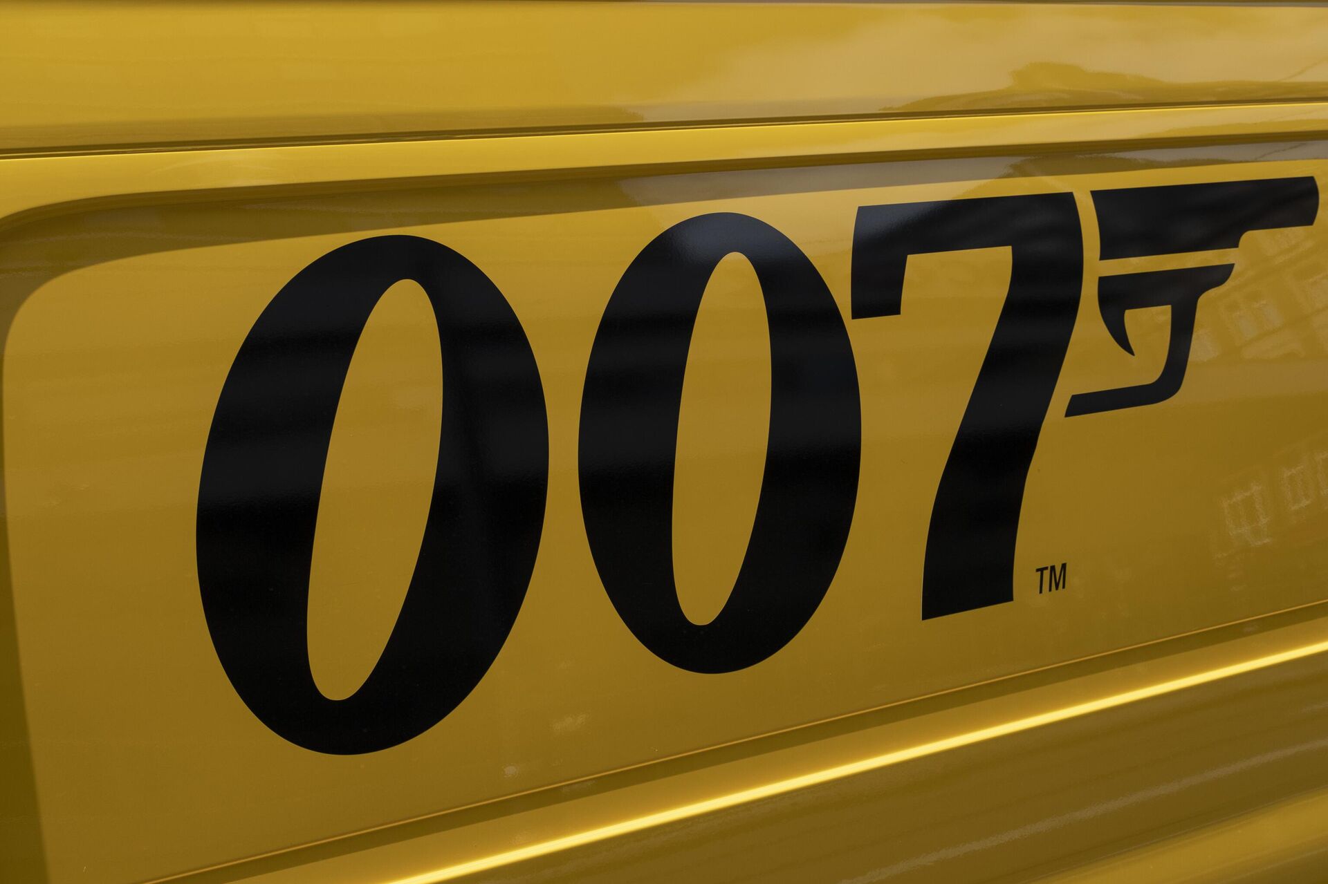 Логотип 007, используемый в фильмах о Джеймсе Бонде - Sputnik Беларусь, 1920, 18.08.2025