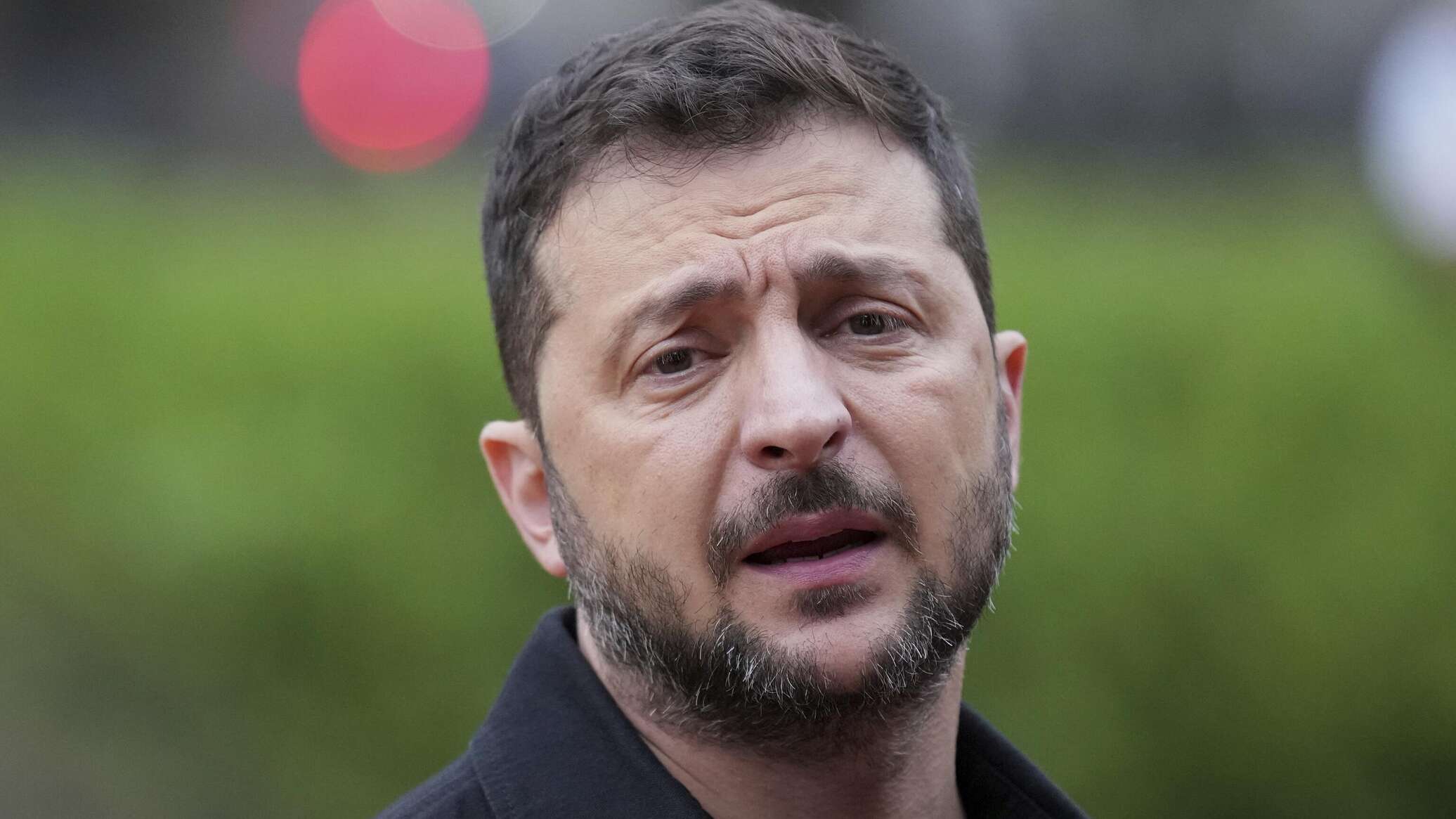 Зеленский заявил о готовности Украины прекратить огонь