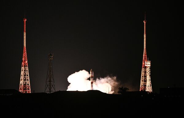 Запуск ракеты-носьбіта &quot;Союз-2-1б&quot; з касмічным апаратам &quot;Бион-М&quot; з касмадрома Байканур. - Sputnik Беларусь