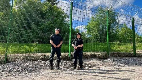 Забор на российско-финской границе - Sputnik Беларусь