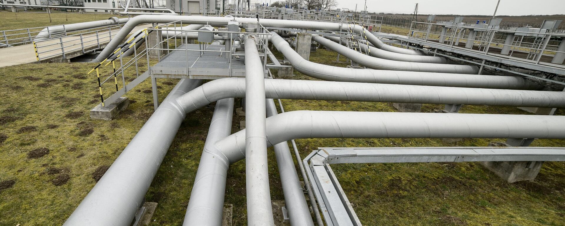 Помпавая станцыя нафтаправода Дружба ў Славакіі на мяжы з Венгрыяй - Sputnik Беларусь, 1920, 22.08.2025