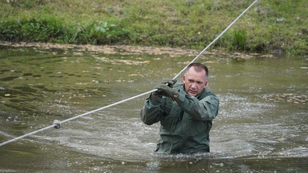 На полигоне ОМОНа под Минском прошел марш-бросок руководства МВД - Sputnik Беларусь
