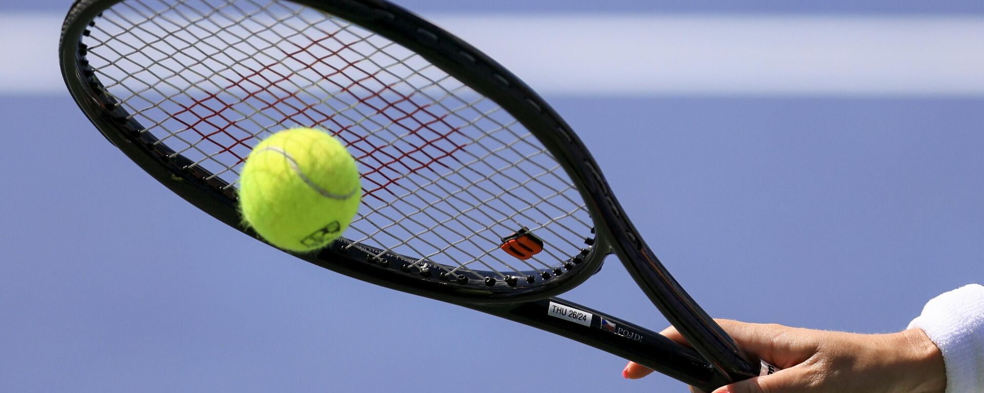 Теннисная ракетка - Sputnik Беларусь, 1920, 16.03.2026