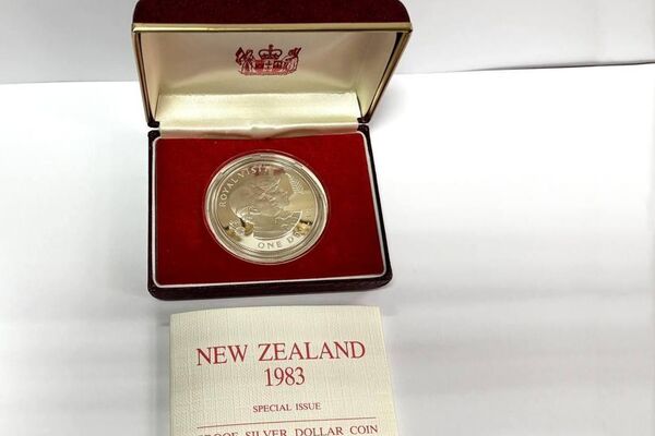 Десятки изъятых у украинца артефактов пополнили фонды витебского музея - Sputnik Беларусь