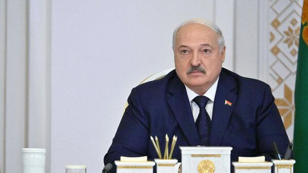 Александр Лукашенко Александр Лукашенко - Sputnik Беларусь