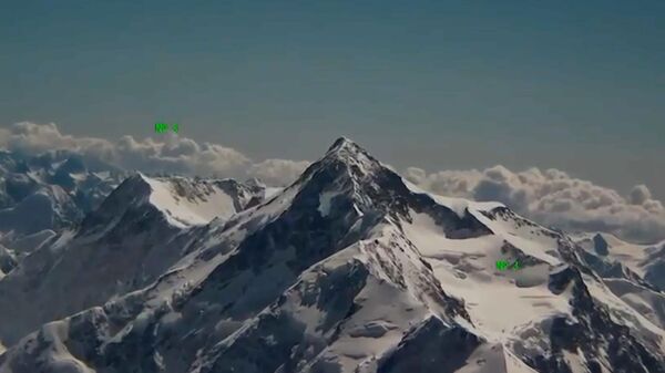 Палатку альпинистки Наговициной на Пике Победы сняли на видео с дрона - Sputnik Беларусь