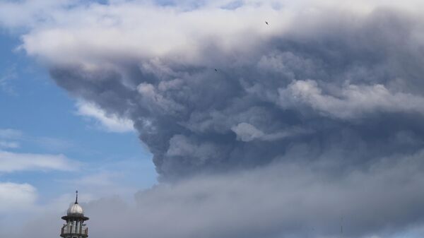 Дым от вулкана - Sputnik Беларусь