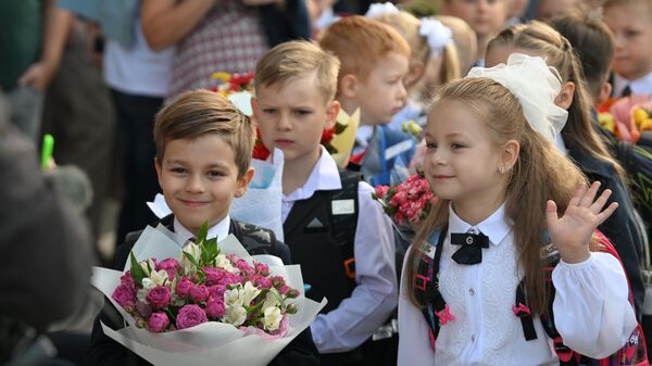 Начало нового учебного года в школах - Sputnik Беларусь