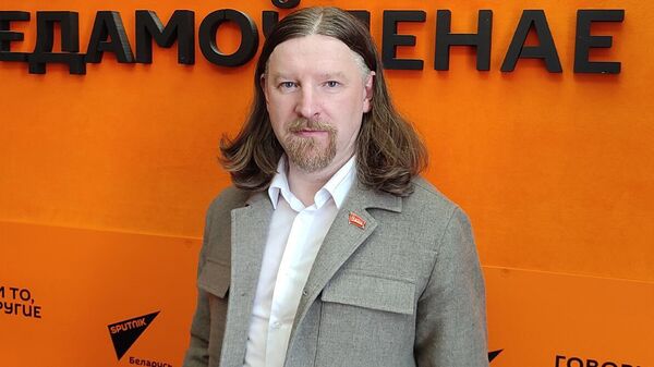 Дзермант: Трамп пытается организовать противовес всем событиям в Китае - Sputnik Беларусь