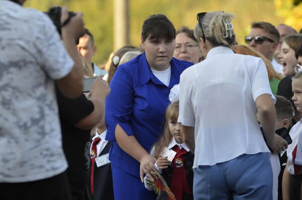 Линейка в средней школе № 59 г. Гомеля - Sputnik Беларусь