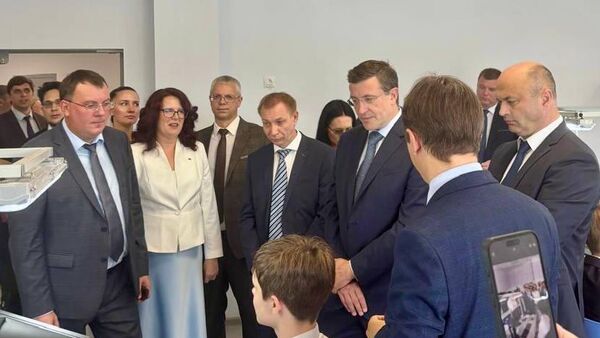 Делегации Беларуси и России на открытии школы в Арзамасе - Sputnik Беларусь