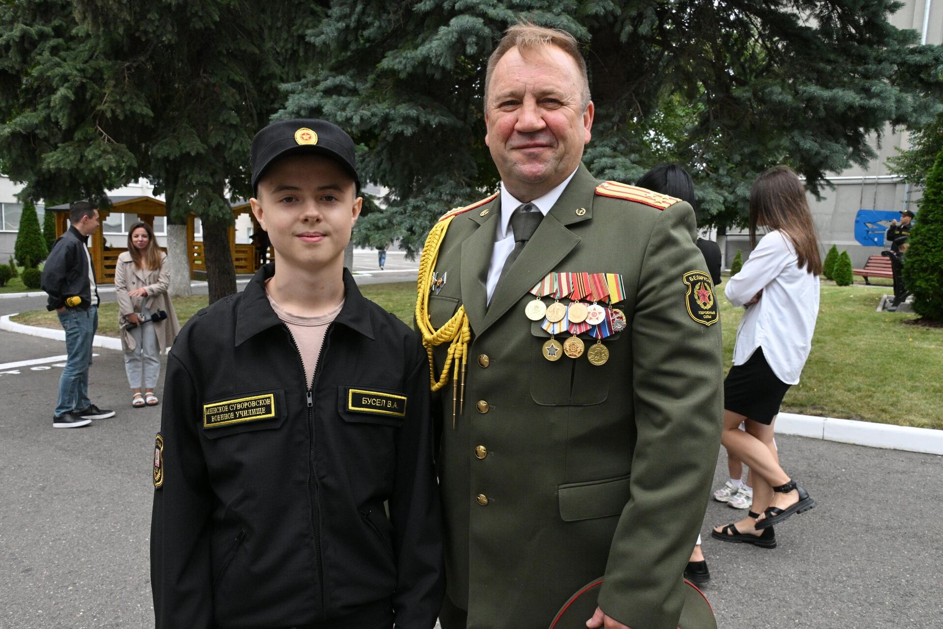 Более 100 юношей получили алые погоны в МСВУ Более 100 юношей получили алые погоны в МСВУ - Sputnik Беларусь, 1920, 01.09.2025