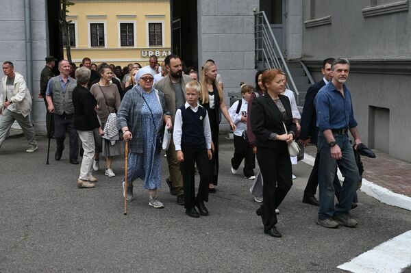 Более 100 юношей получили алые погоны в МСВУ Более 100 юношей получили алые погоны в МСВУ - Sputnik Беларусь