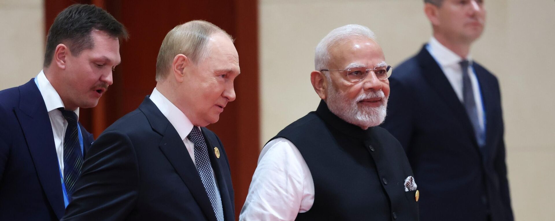 Президент РФ Владимир Путин и премьер-министр Индии Нарендра Моди  - Sputnik Беларусь, 1920, 03.09.2025