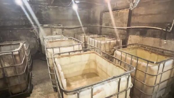 Подпольное производство самогона в Минской области - Sputnik Беларусь