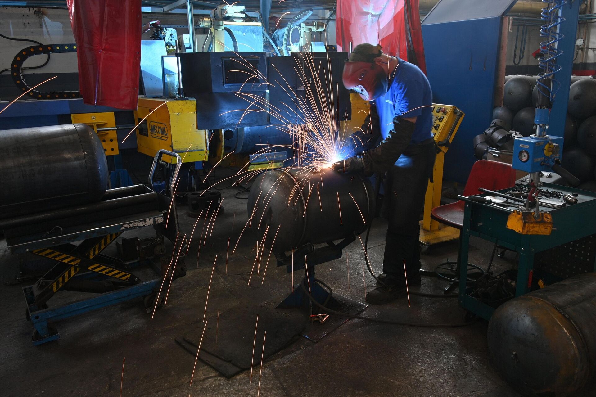 Новогрудский завод газовой аппаратуры - Sputnik Беларусь, 1920, 04.09.2025