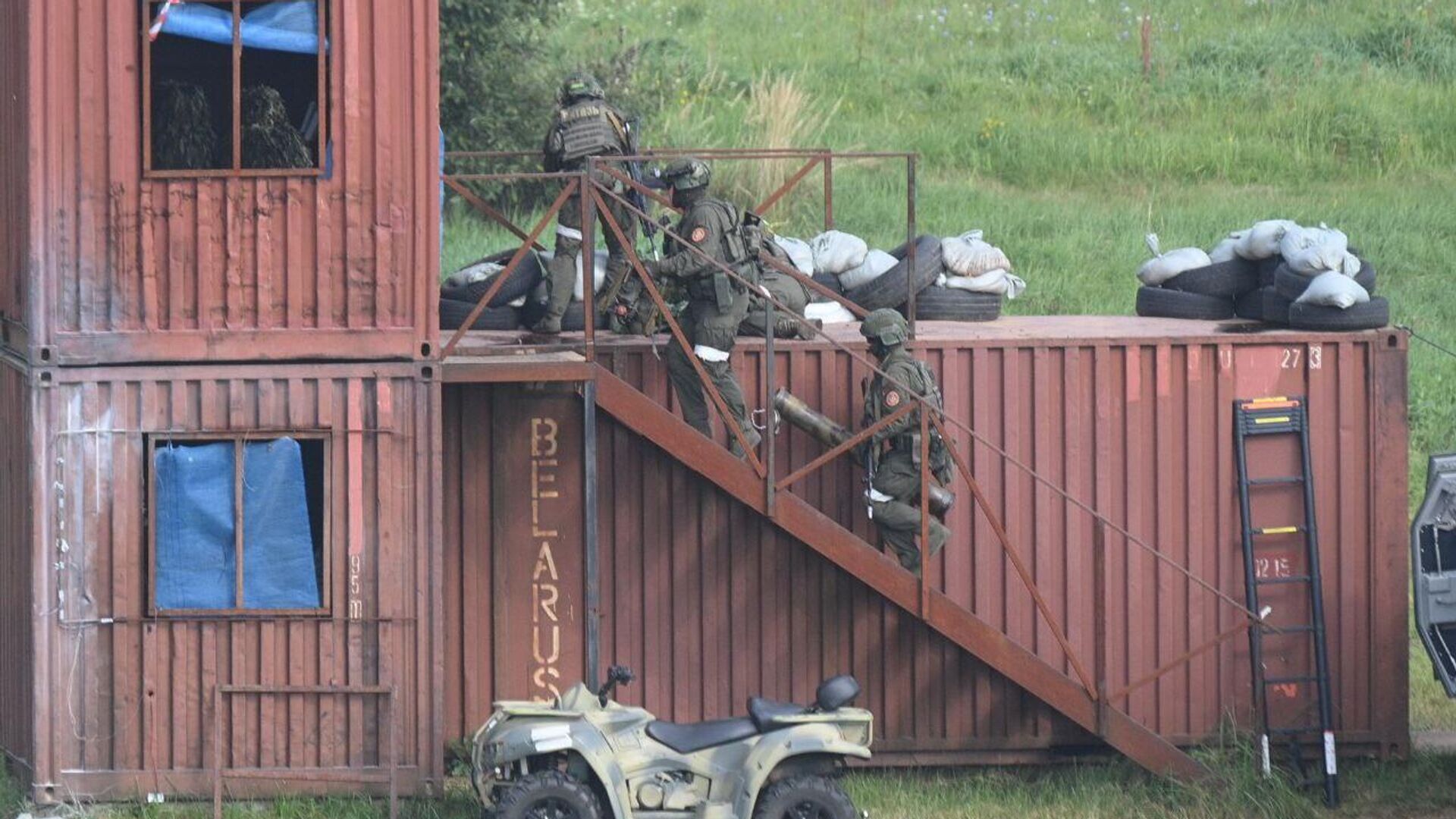 Финальный этап учений ОДКБ на полигоне Лосвидо
